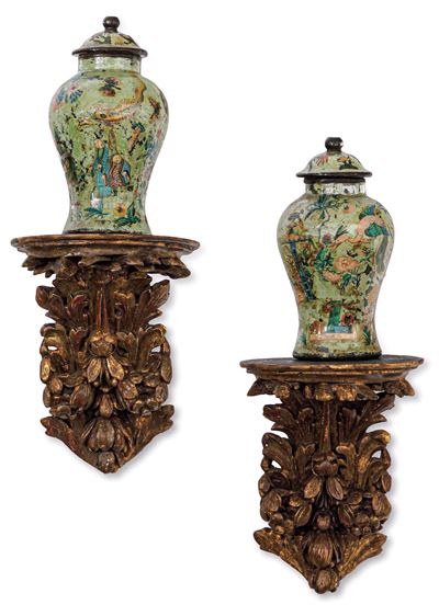Coppia di Potiches in Vetro Soffiato Decorato a Chinoiserie. Piemonte, XVIII Secolo