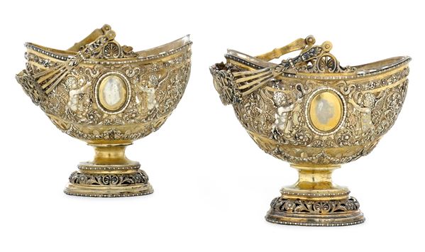 Coppia di cestini. Hanau XIX secolo