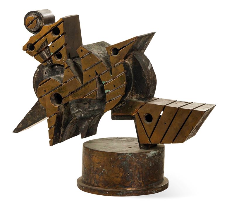 Umberto Mastroianni : Fregio arcaico n.1  (1985)  - scultura in bronzo con linee di incisione - Asta Dipinti e Sculture del XIX-XX secolo - II - Cambi Casa d'Aste