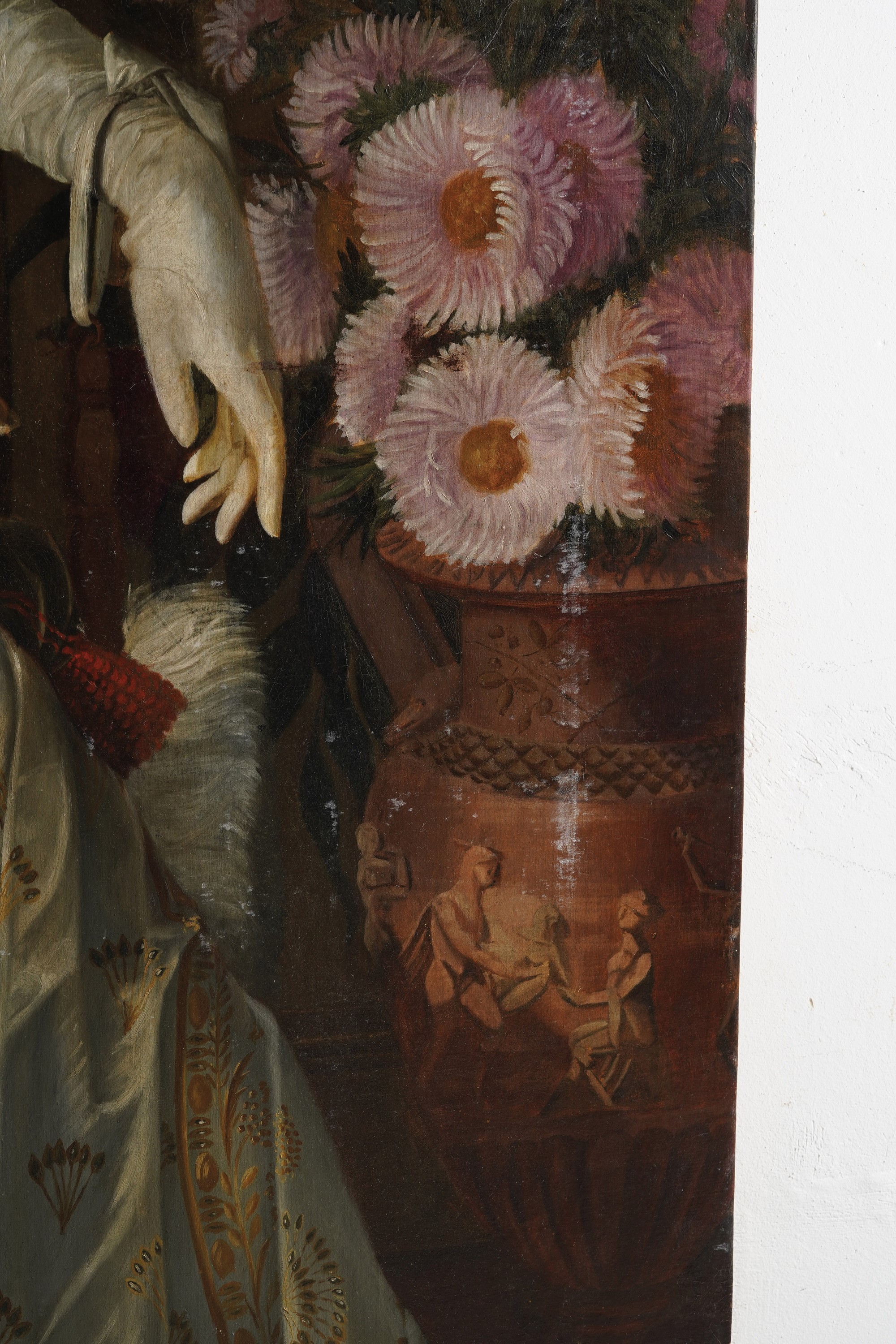 Pittore Francese del XIX Secolo Ritratto di Gentildonna con Vaso di Dalie