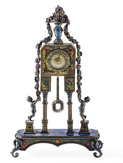 Elegante Orologio da Tavolo in Argento, Probabilmente Austria, Fine del XIX Secolo (apparentement...