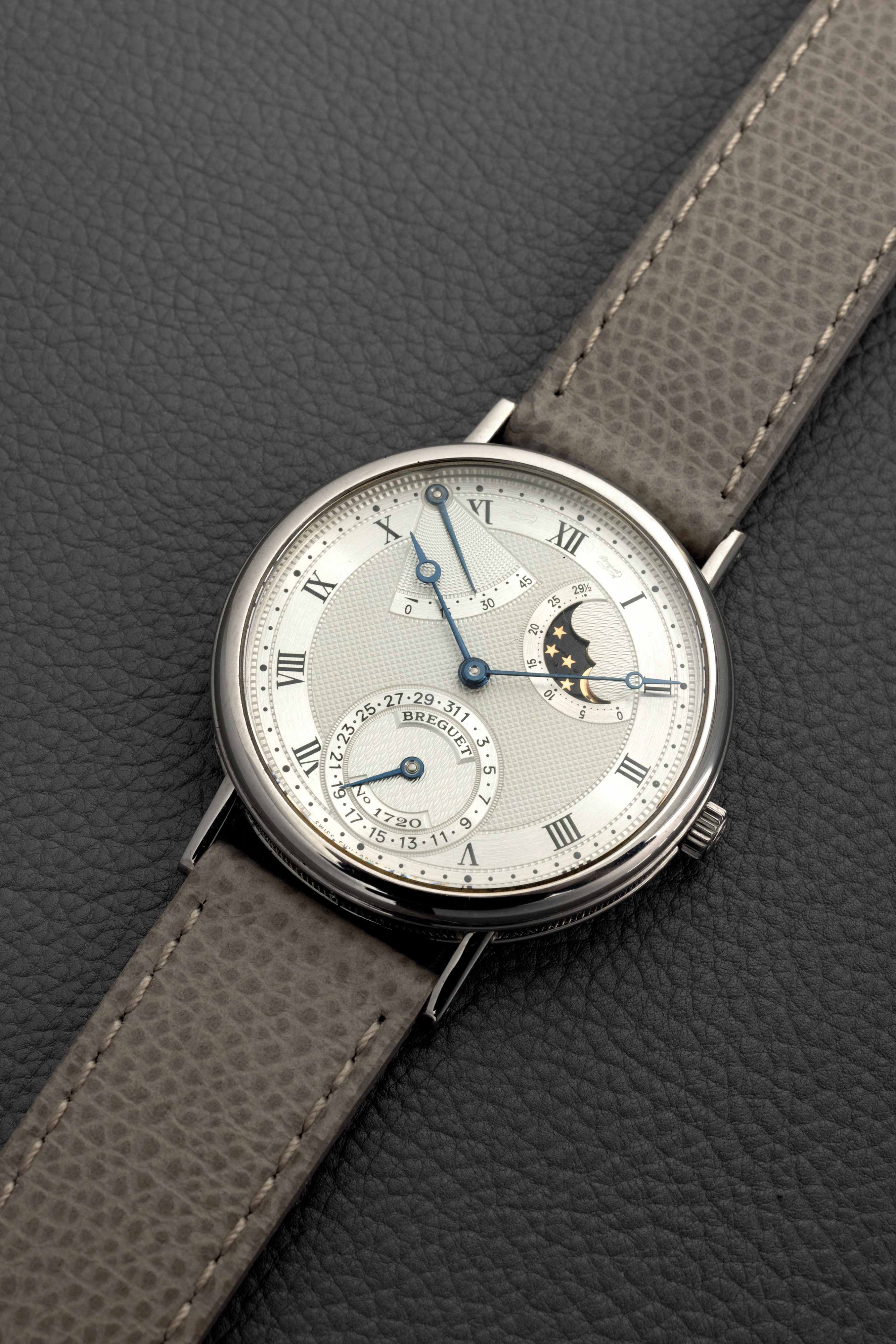 Breguet - Classique Ref 3137 in Oro Bianco 18k con Riserva di Carica, Fasi Lunari e Indicazione d...