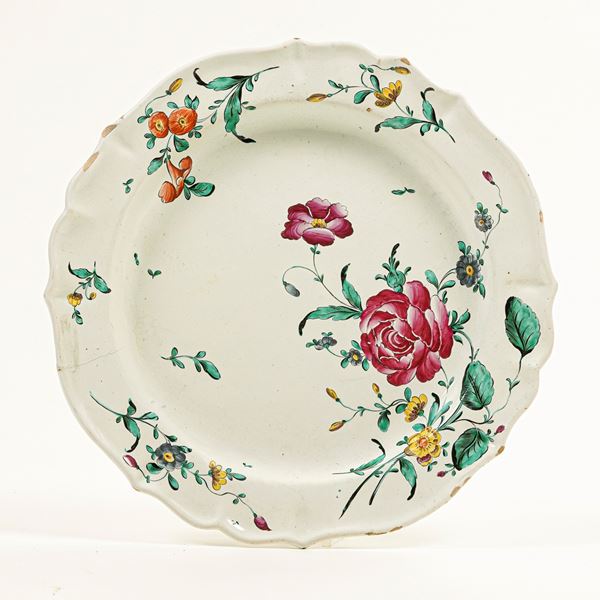 Piatto. Bologna, Manifattura Finck, 1770-1790 circa.