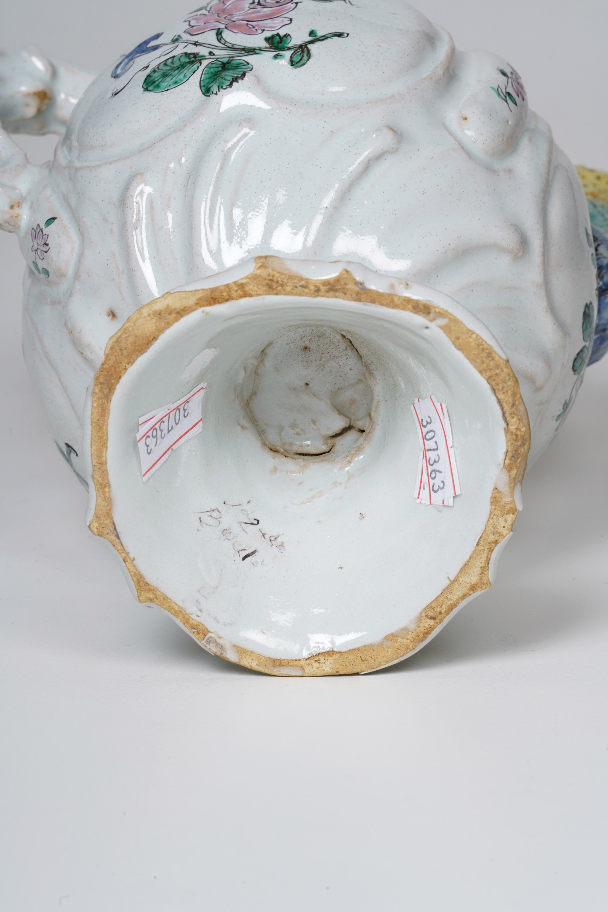 Probabilmente Giacomo Boselli, Caffettiera in maiolica (Liguria), XX secolo