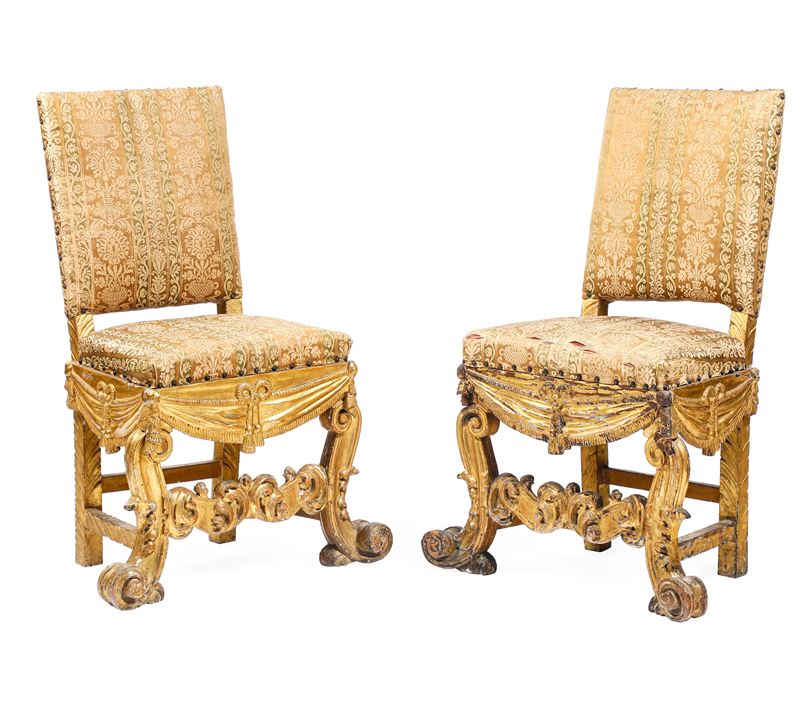 Coppia di sedie da parata. Venezia, fine XVII - inizio XVIII secolo  - Auction Italian Mansions - Cambi Casa d'Aste