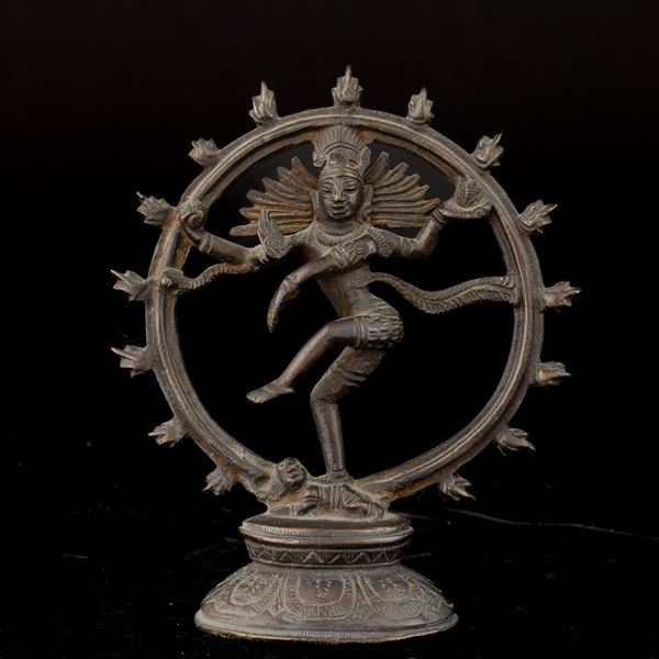 Figura in bronzo raffigurante divinità, India, XX secolo