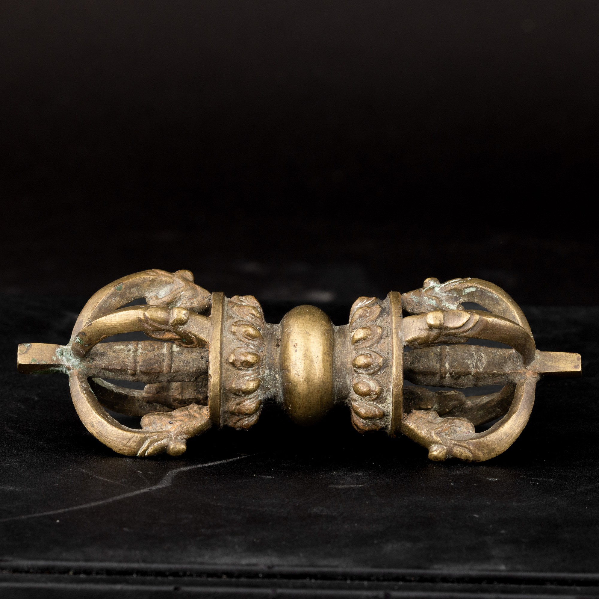 Vejra in Bronzo con Dettagli a Rilievo, Tibet, XIX Secolo