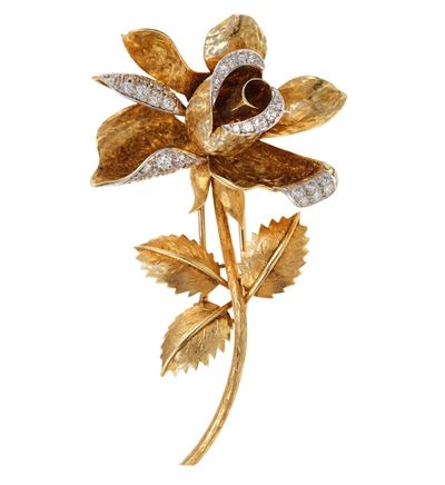 Boucheron, Clip “Rosa” con diamanti, montatura in oro giallo 750/1000