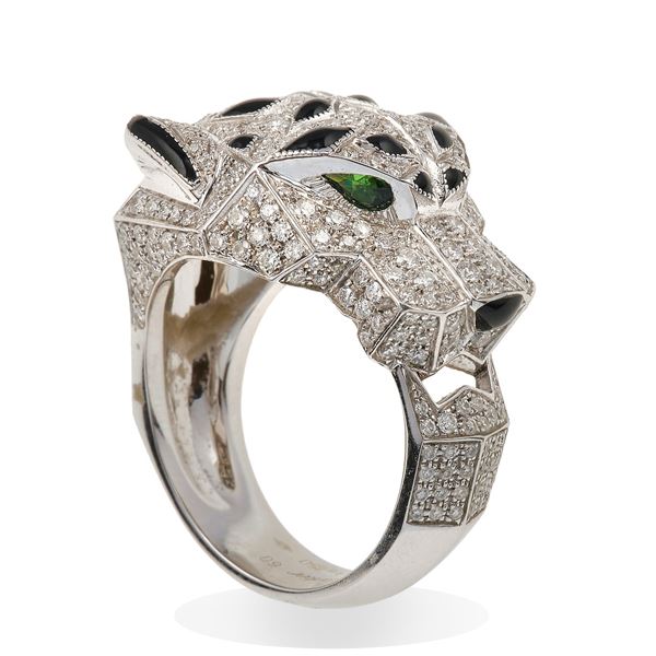 Cartier. Anello "Panthère" con diamanti, onice e smeraldi