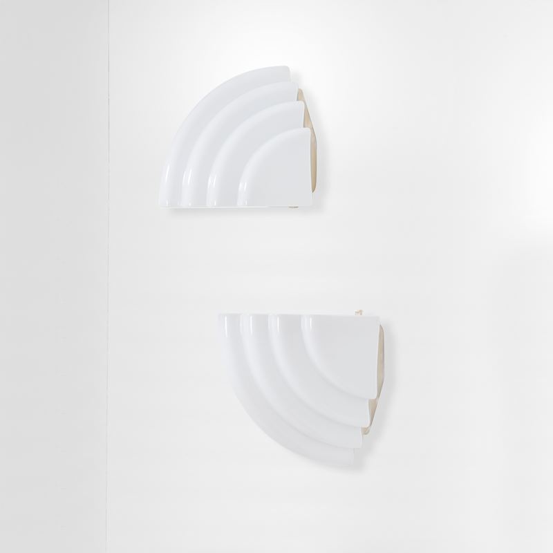 Kazuhide Takahama : Due lampade da parete mod. Tuki  - Auction Design - Cambi Casa d'Aste