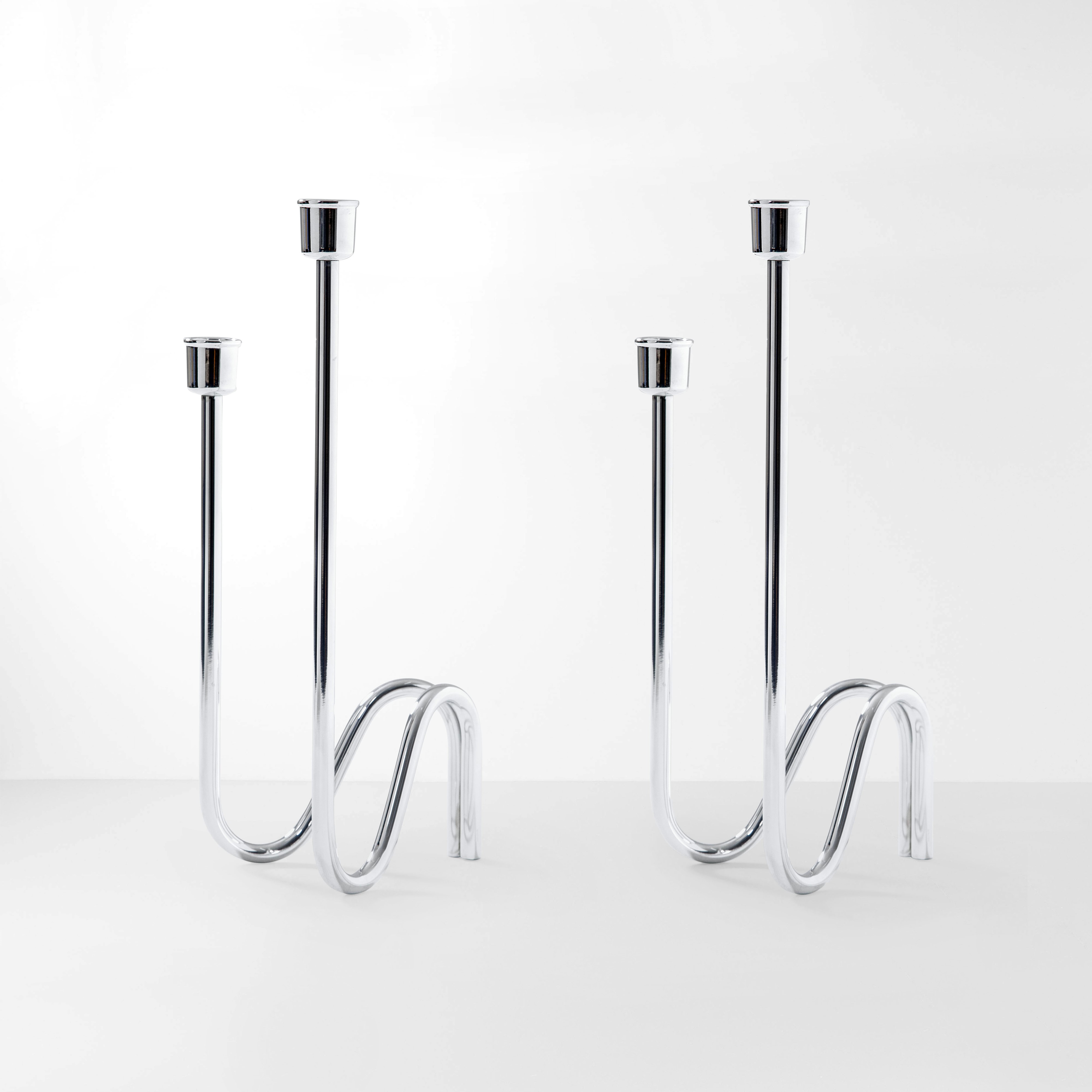 Lino Sabattini - Due Porta Candele Mod. Fiamma