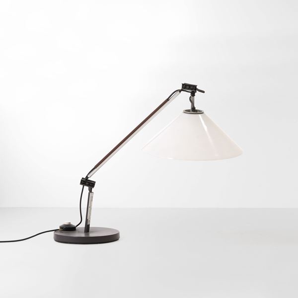 Lampada da tavolo mod. Aggregato.