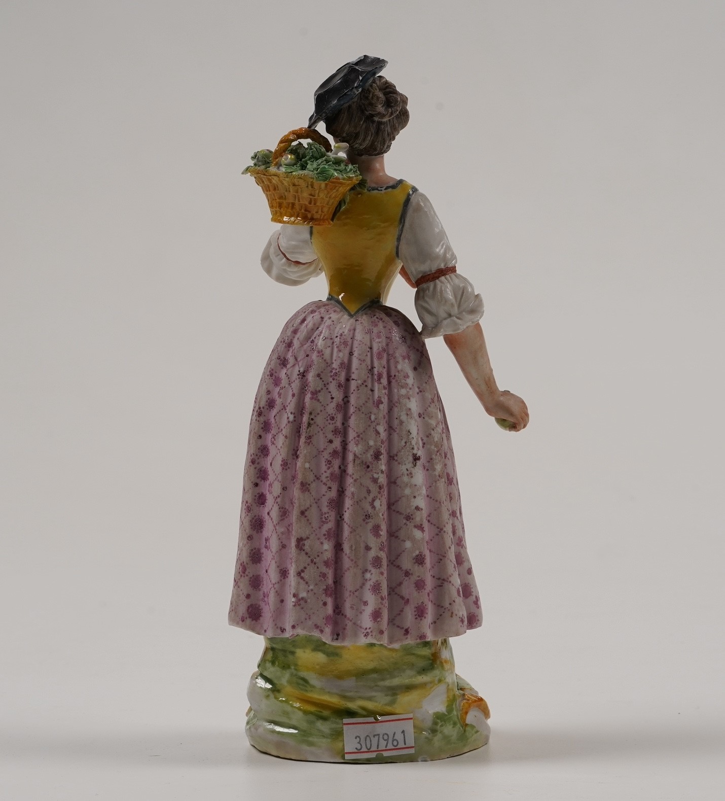 Figurina di Contadina.probabilmente Veneto, Verso la Fine del XVIII Secolo.