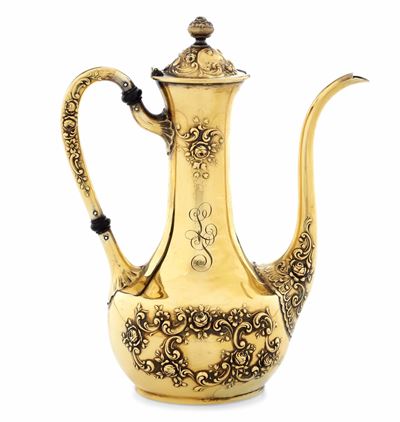 Maison Goram (USA), Caffettiera vermeille, argento fuso sbalzato cesellato e dorato, inizi XX sec...