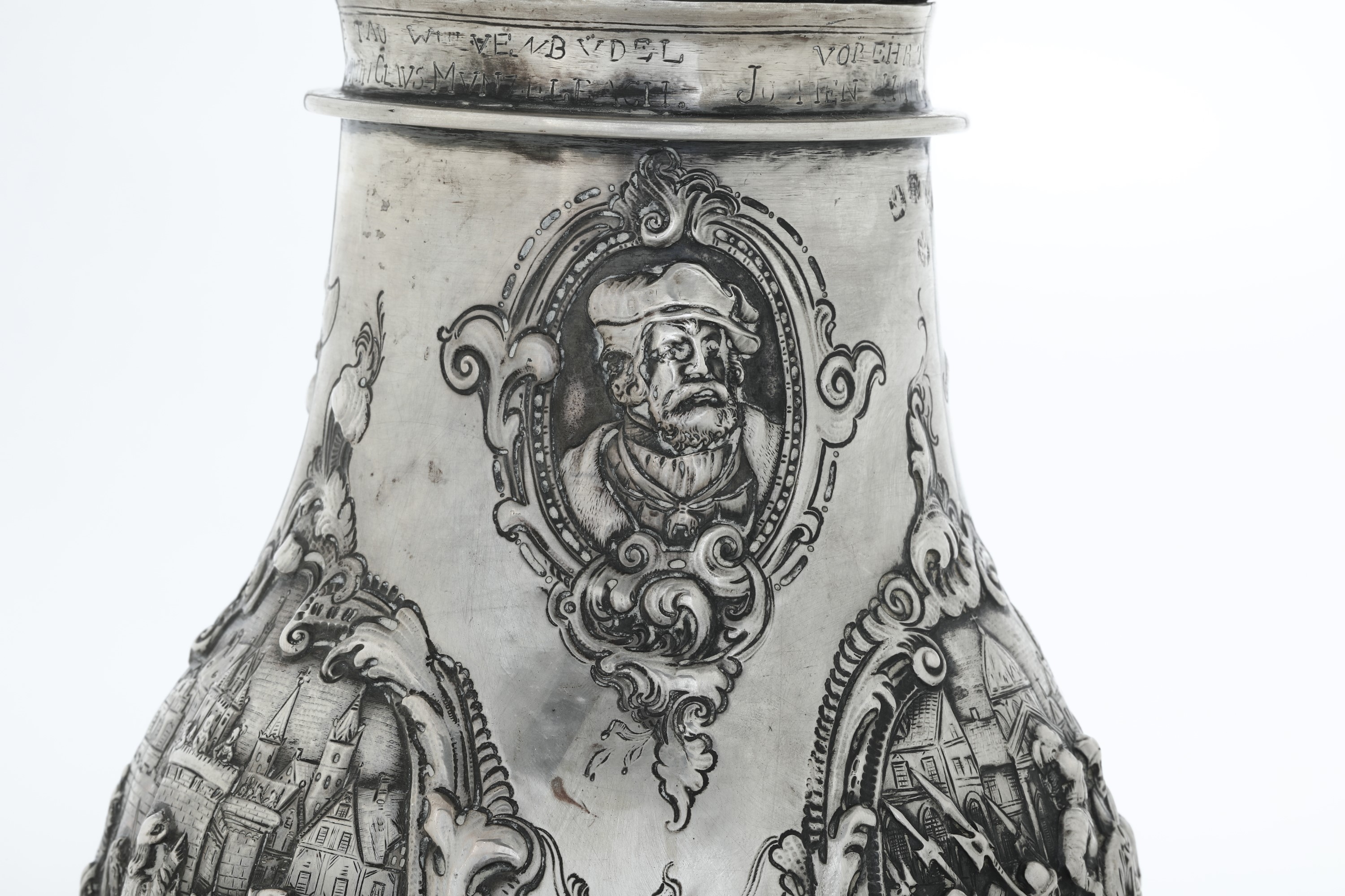 Coppa con Coperchio. Germania, Hanau, XIX-XX Secolo