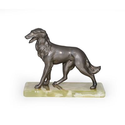 Cane in metallo su base in onice, scultura decorativa, XX secolo