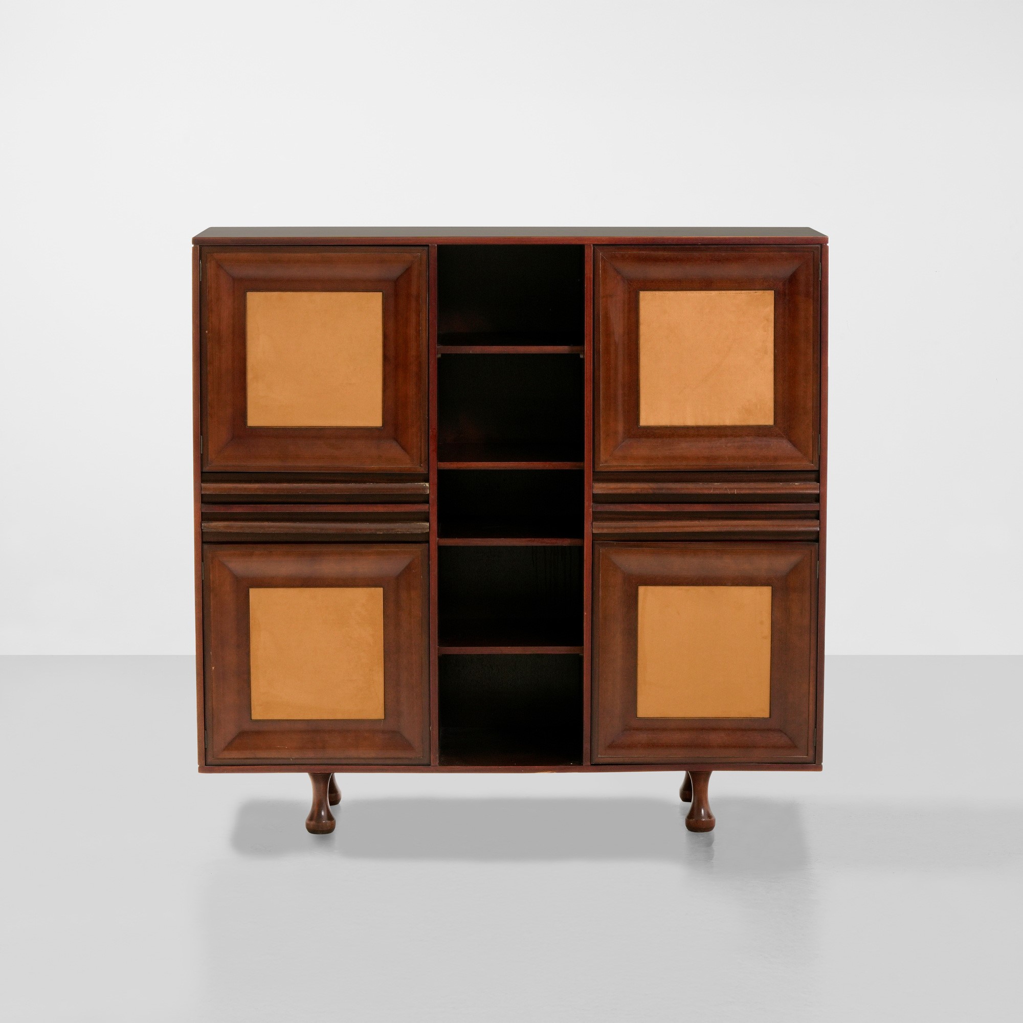 Angelo Mangiarotti - Mobile contenitore in legno con ante rivestite in panno