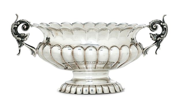 Centrotavola. Argenteria artistica italiana del XX secolo. Argentiere Carlo Barberis, Alessandria