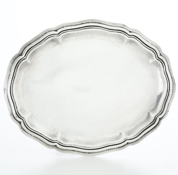 Vassoio. Argenteria italiana del XX secolo, argentiere Cesa, Alessandria