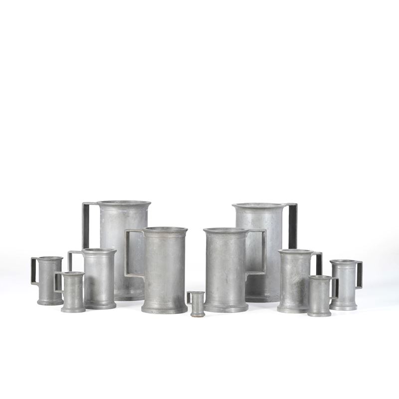 Collezione di undici boccali in peltro  - Asta Antiquariato - Cambi Casa d'Aste