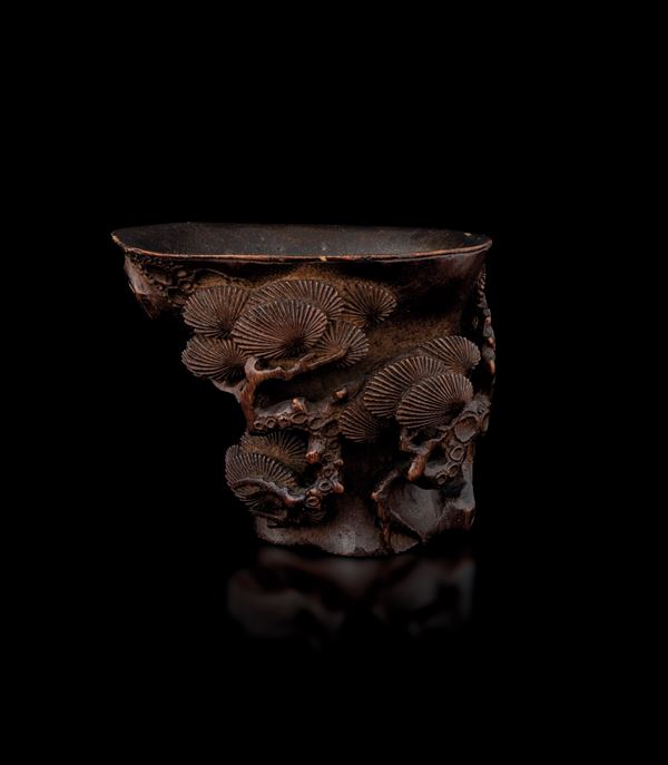 Coppa di libagione in bamboo scolpito a decoro paesaggistico, Cina, Dinastia Qing, XIX secolo