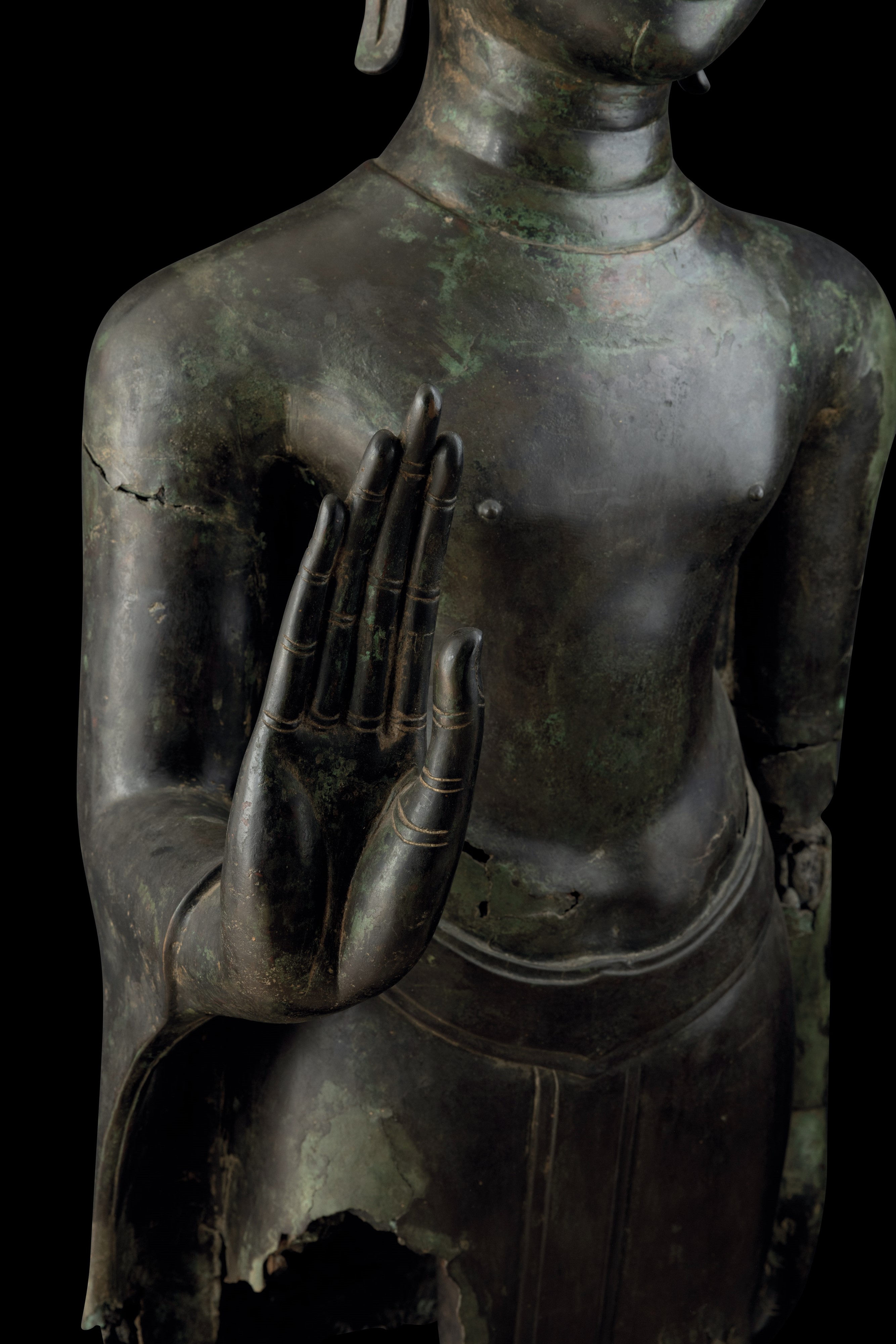 Importante Monumentale Figura di Buddha Stante in Bronzo, Thailandia, XV Secolo, Periodo Sukhaota...