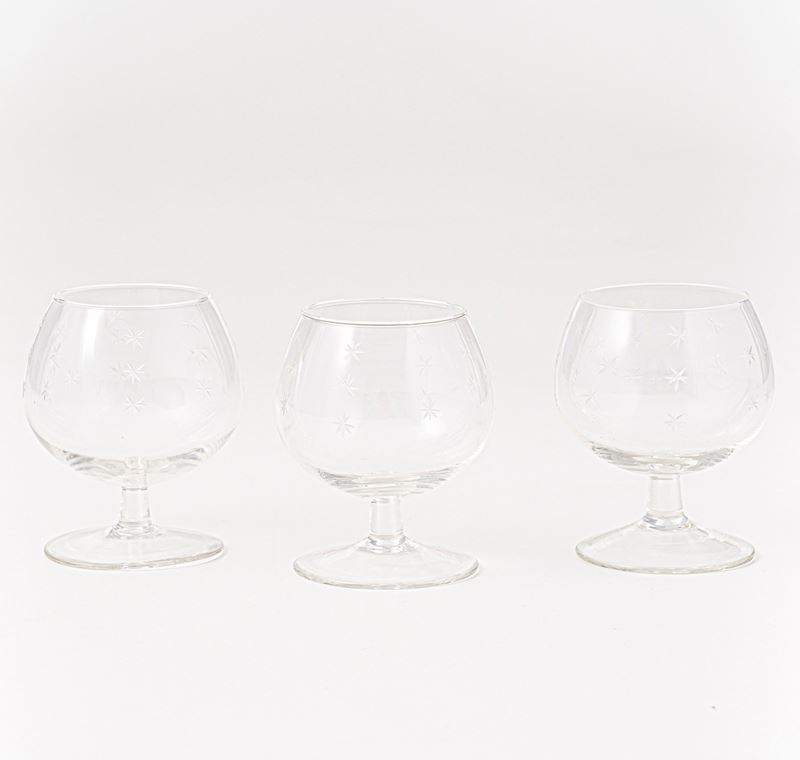 Sei bicchieri da liquore decorati  - Asta Antiquariato - Cambi Casa d'Aste
