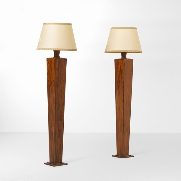 Due lampade da terra