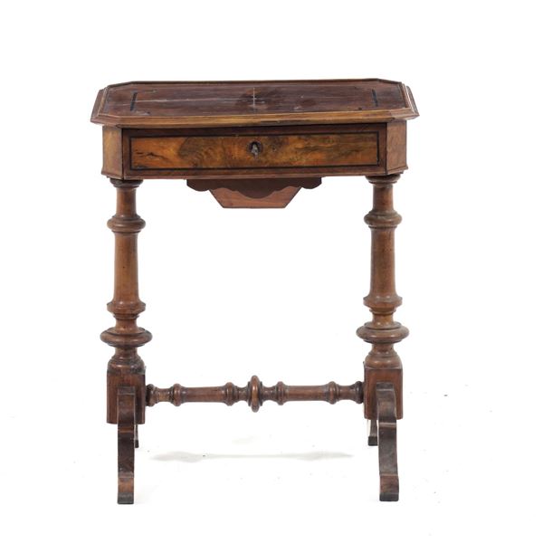Tavolino da lavoro Luigi Filippo. XIX secolo