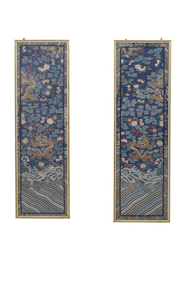 Coppia di drappi in tessuto, Cina XX secolo