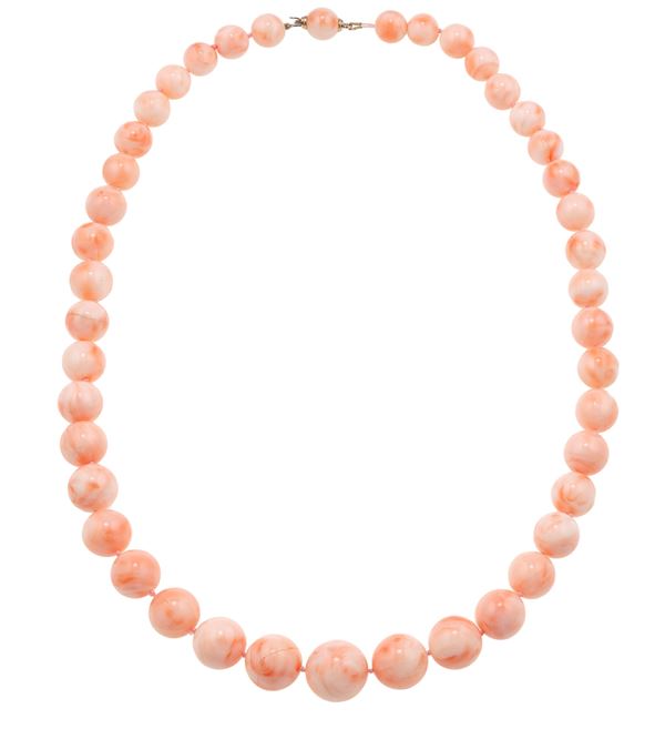 Collana con boules di corallo rosa