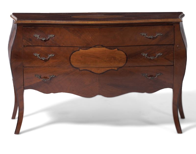 Comò in stile Luigi XV a tre cassetti  - Asta Antiquariato - Cambi Casa d'Aste