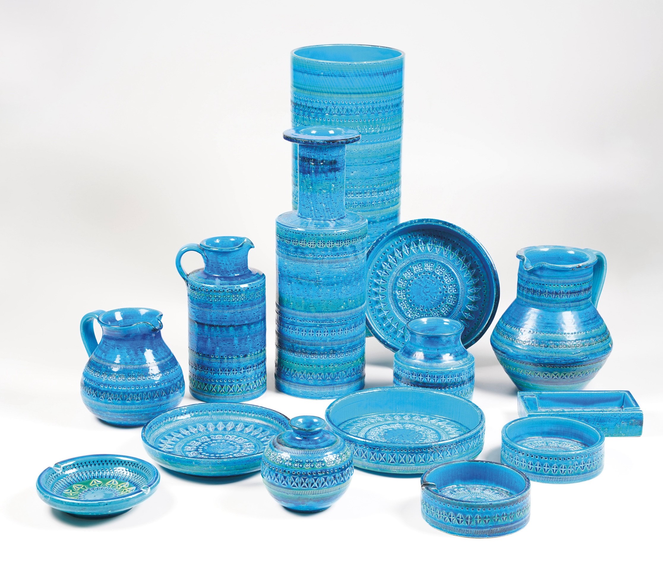 Quattordici Diverse Ceramiche "rimini Blu". Montelupo Fiorentino, Manifattura Bitossi, Dopo il 19...