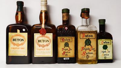 Buton Triple Sec, Liquori
