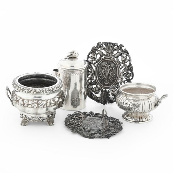 Lotto di oggetti in argento. Diverse manifatture italiane del XX secolo