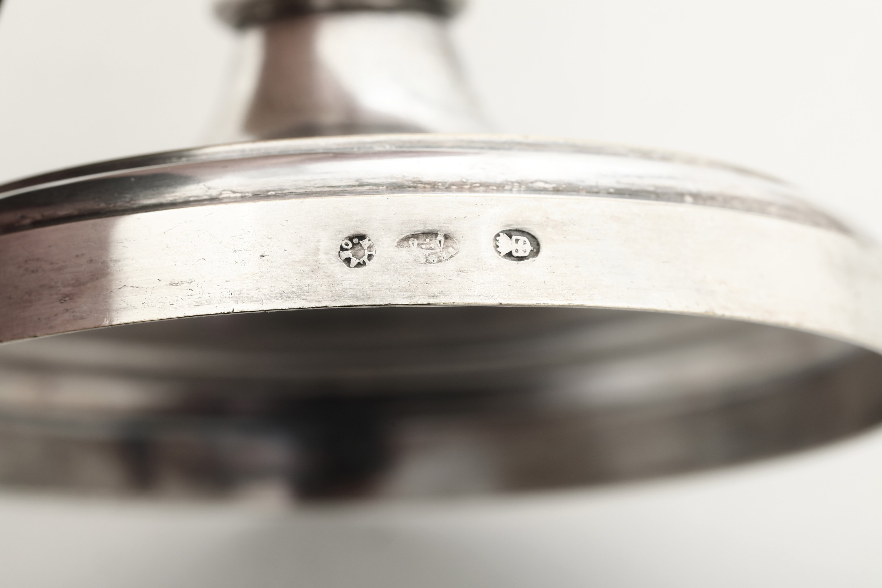 Argentiere Broggi, Coppia di candelieri in argento fuso e sagomato (argenteria artistica milanese...