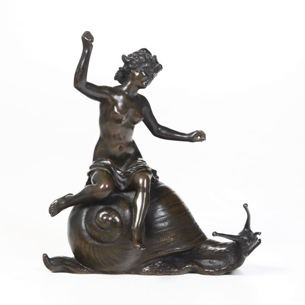 Fanciulla su conchiglia. Firmata Debon, Francia inizio XX secolo