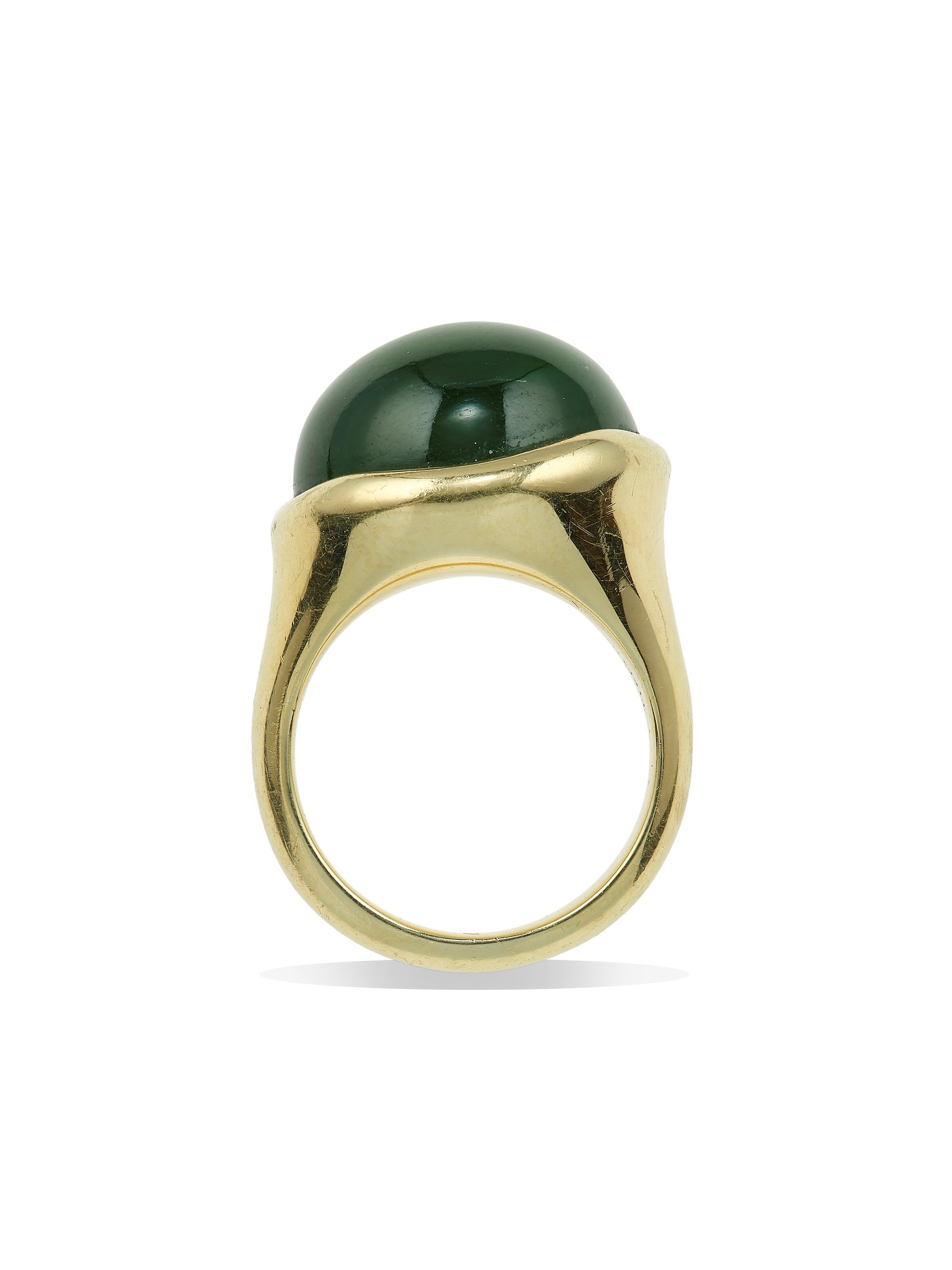 Elsa Peretti per Tiffany & Co., Anello “Cabochon” in oro giallo 750/1000 con giada verde