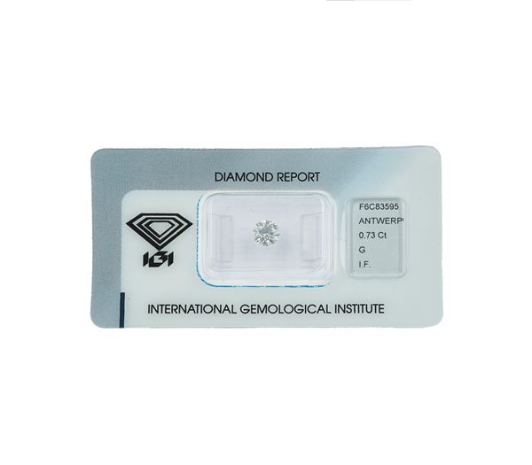 Diamante taglio rotondo a brillante di ct 0.73, colore G, caratteristiche interne IF, fluorescenza UV nulla