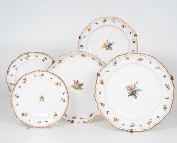 Cinque piatti. Lombardia, XVIII secolo.