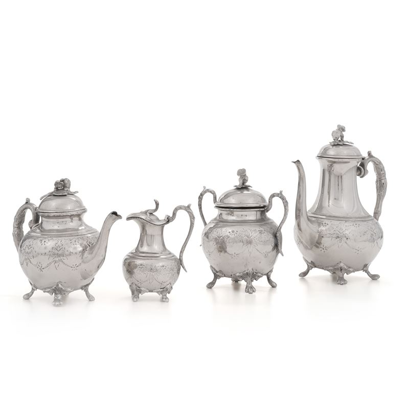 Servizio da tè e caffe in metallo  - Asta Antiquariato - Cambi Casa d'Aste