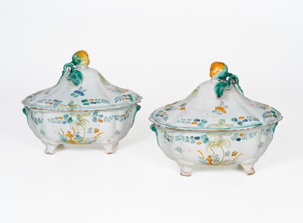 Coppia di zuppiere. Cerreto, XVIII secolo.