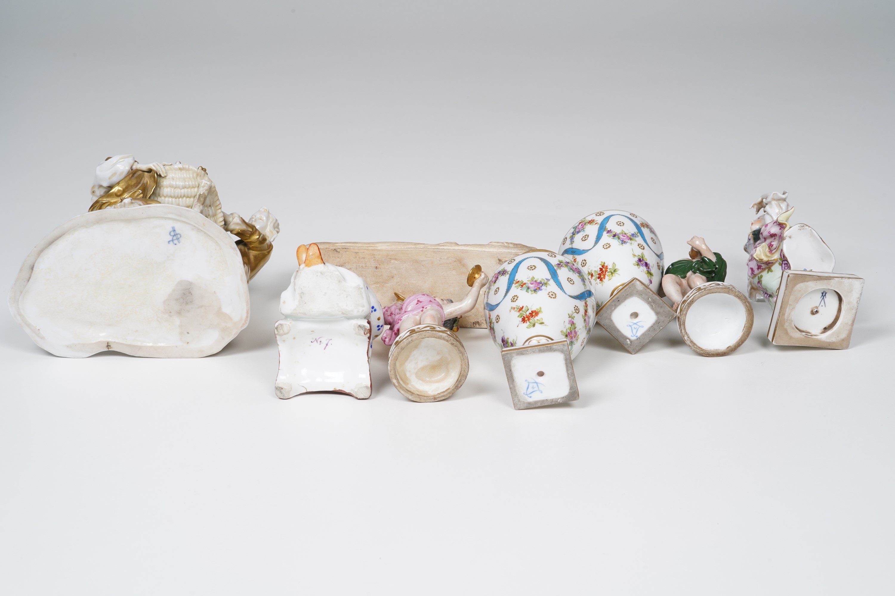 Lotto di Diverse Ceramiche.