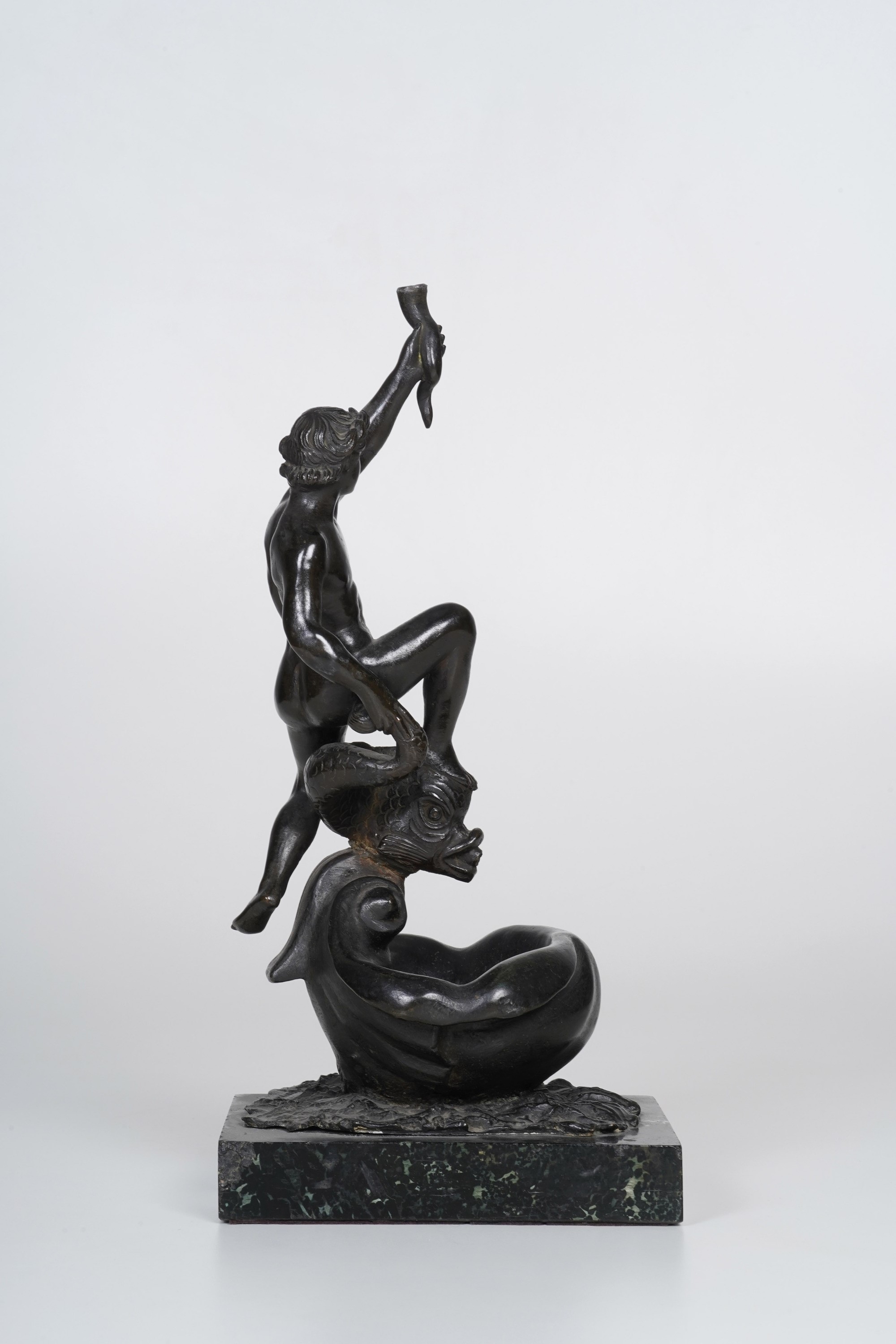 Figura Maschile su Delfino. Fonditore del XX Secolo
