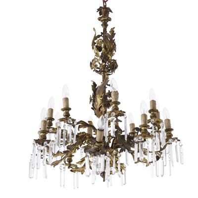 Lampadario in Bronzo Dorato. XIX Secolo