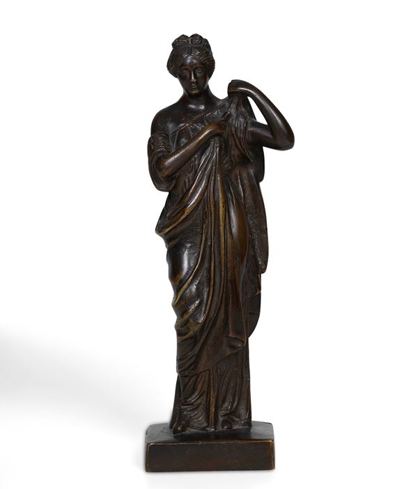 Figura femminile classica. Fonditore del XIX-XX secolo