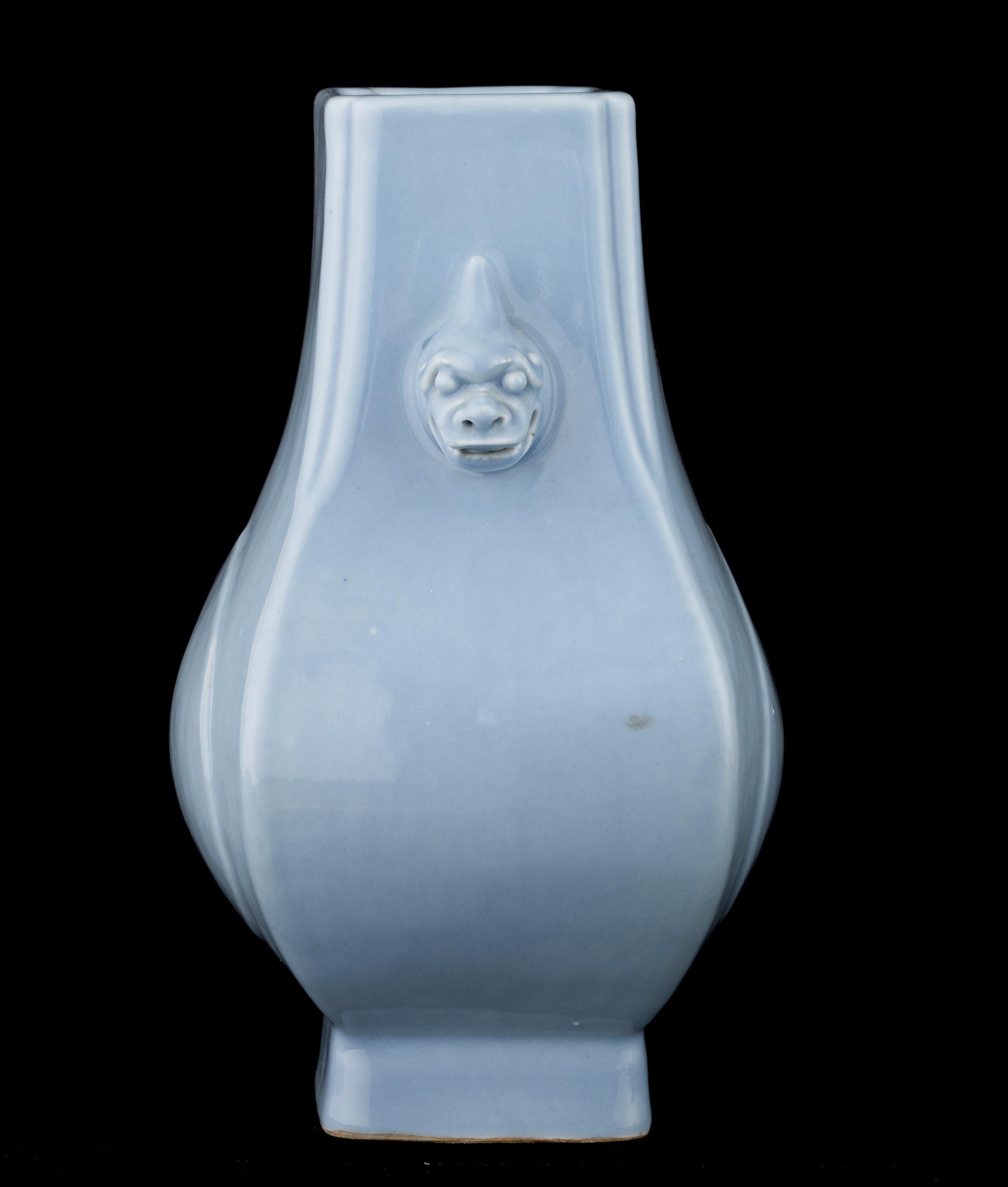 Raro Vaso in Porcellana Clair De Lune con Manici a Guisa di Animali Fantastici, Marchio Apocrifo ...