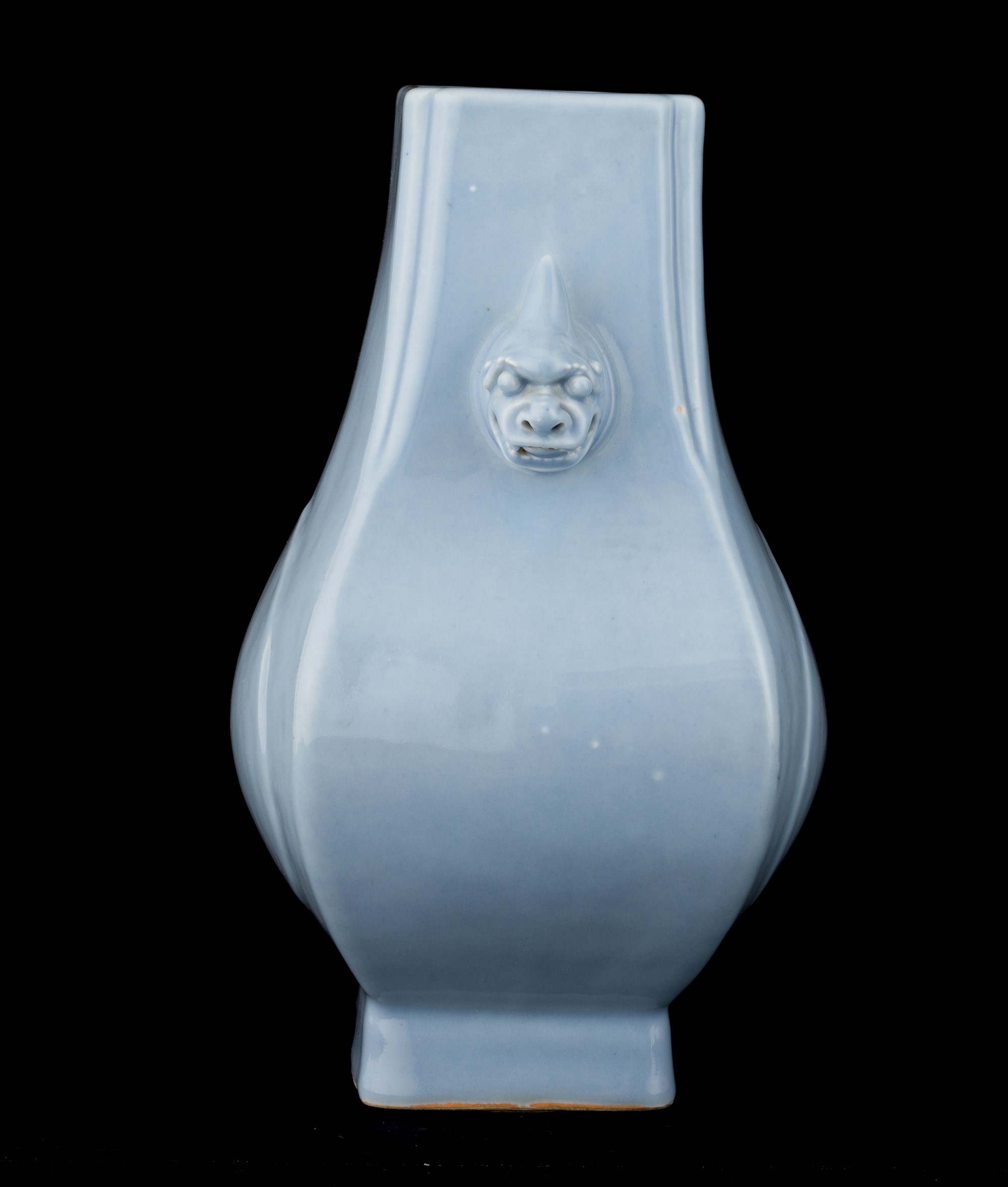 Raro Vaso in Porcellana Clair De Lune con Manici a Guisa di Animali Fantastici, Marchio Apocrifo ...
