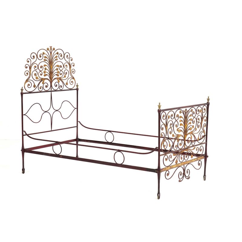 Antico letto in ferro dipinto  - Asta Antiquariato - Cambi Casa d'Aste