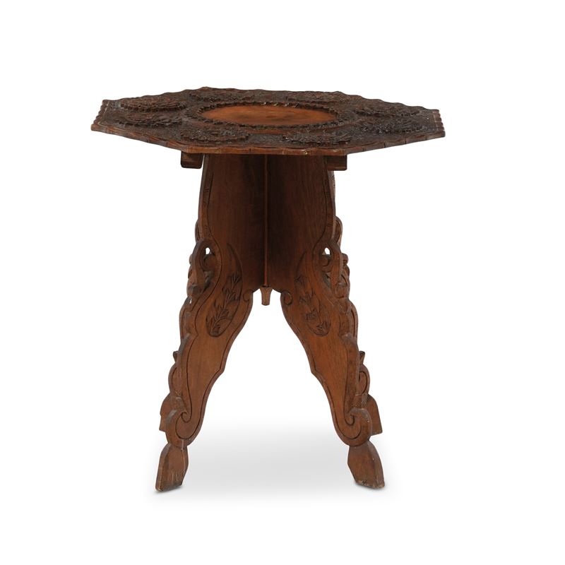 Tavolino ottagonale, XIX secolo  - Auction Antique - Cambi Casa d'Aste